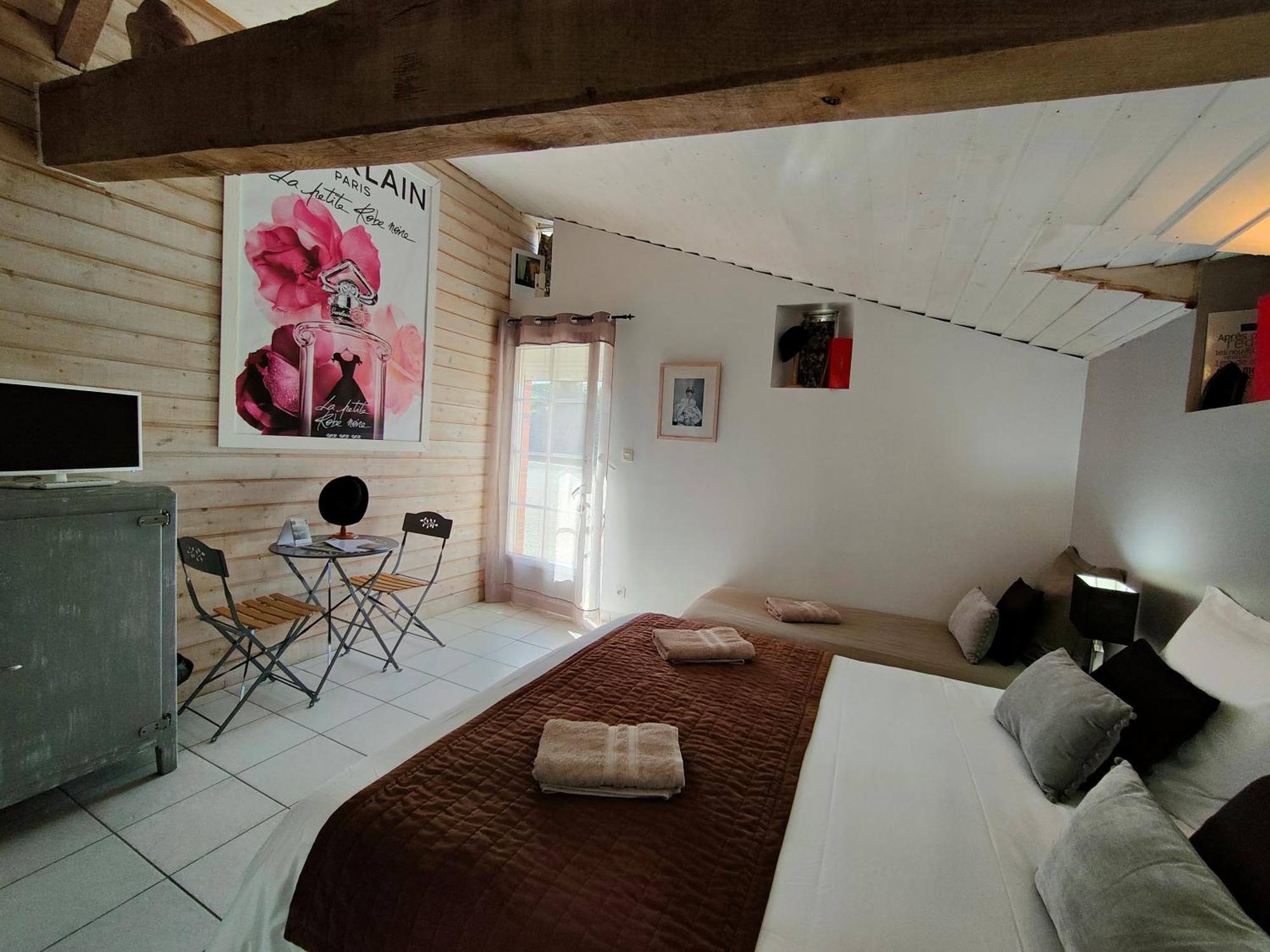 Bed & Breakfast La Champreniere *